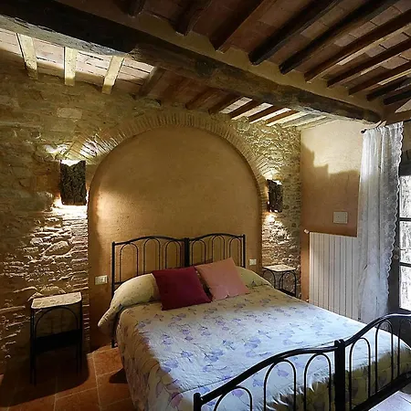 Alloggio per agriturismo La Cerreta - Terme Di Sassetta